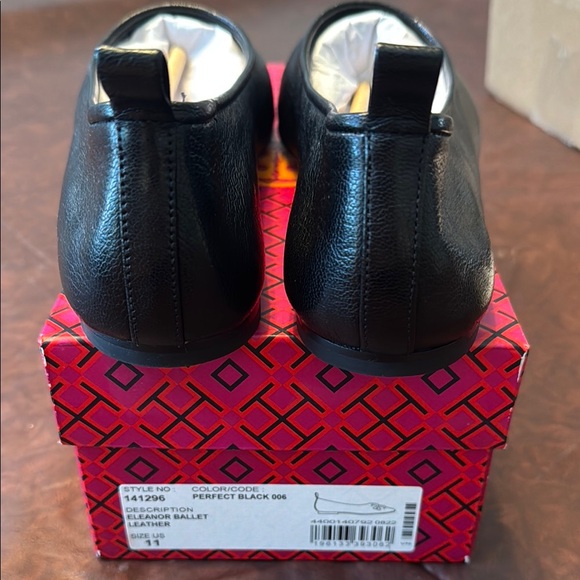 Tory Burch Black and Gold Eleanor Ballet Flats with Signature Emblem - Picture 3 of 5